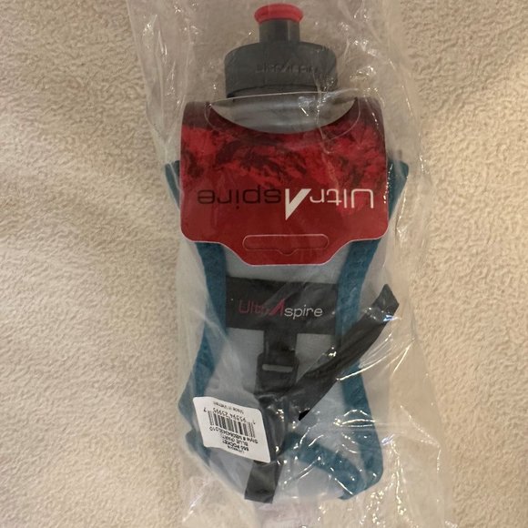 Brand New! UltrAspire 550 Water Bottle for Running / Runners  NWT - Picture 3 of 4